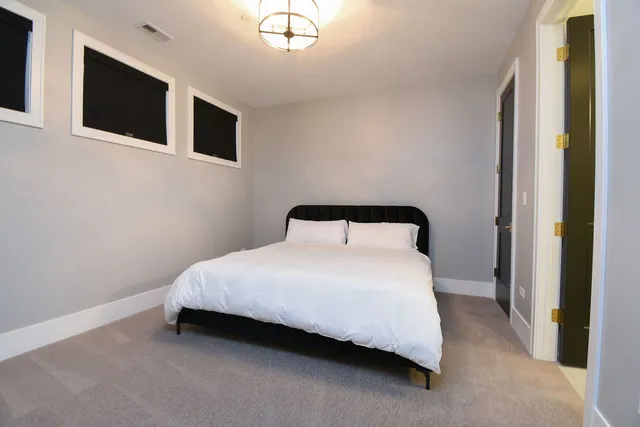 $2,345,000 | 3644 North Bosworth Avenue, Chicago, IL 60613