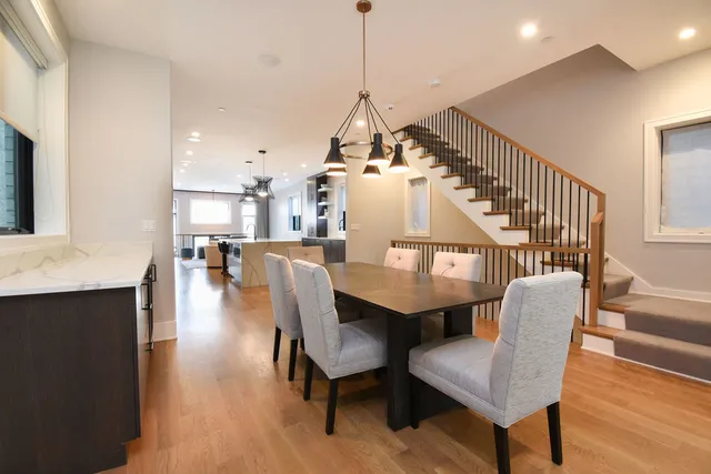 $2,345,000 | 3644 North Bosworth Avenue, Chicago, IL 60613