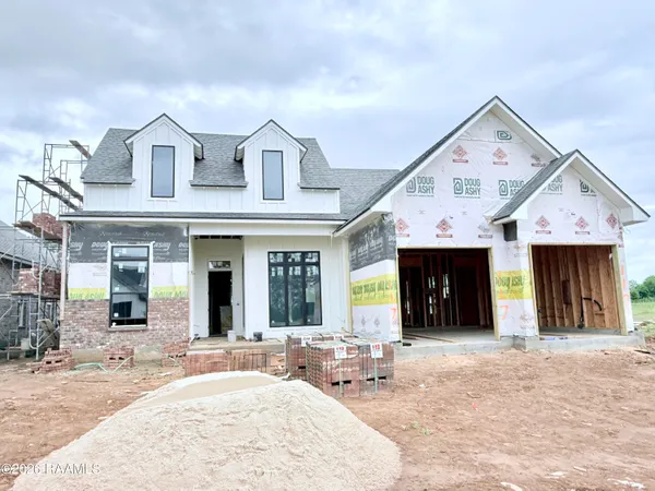 $414,900 | 117 Fountain Mdw Drive, Broussard, LA 70518