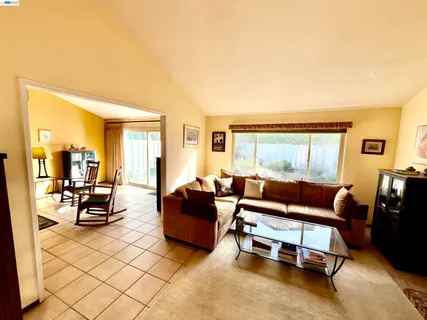 $748,000 | 123 Ironwood, Oakland, CA 94605