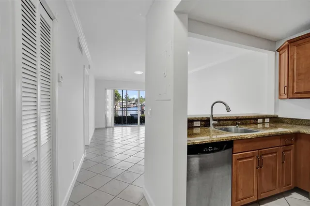 $2,750 | 2201 Southeast 9th Street, Unit 106, Pompano Beach, FL 33062