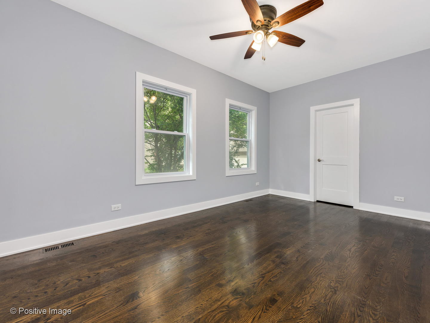432 Shenstone Road Riverside, IL 60546 - Photo 13 of 28