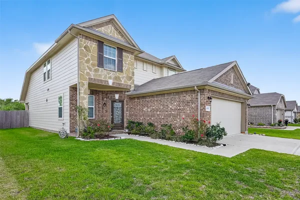 $2,490 | 6215 Prince Place Drive, Rosenberg, TX 77471