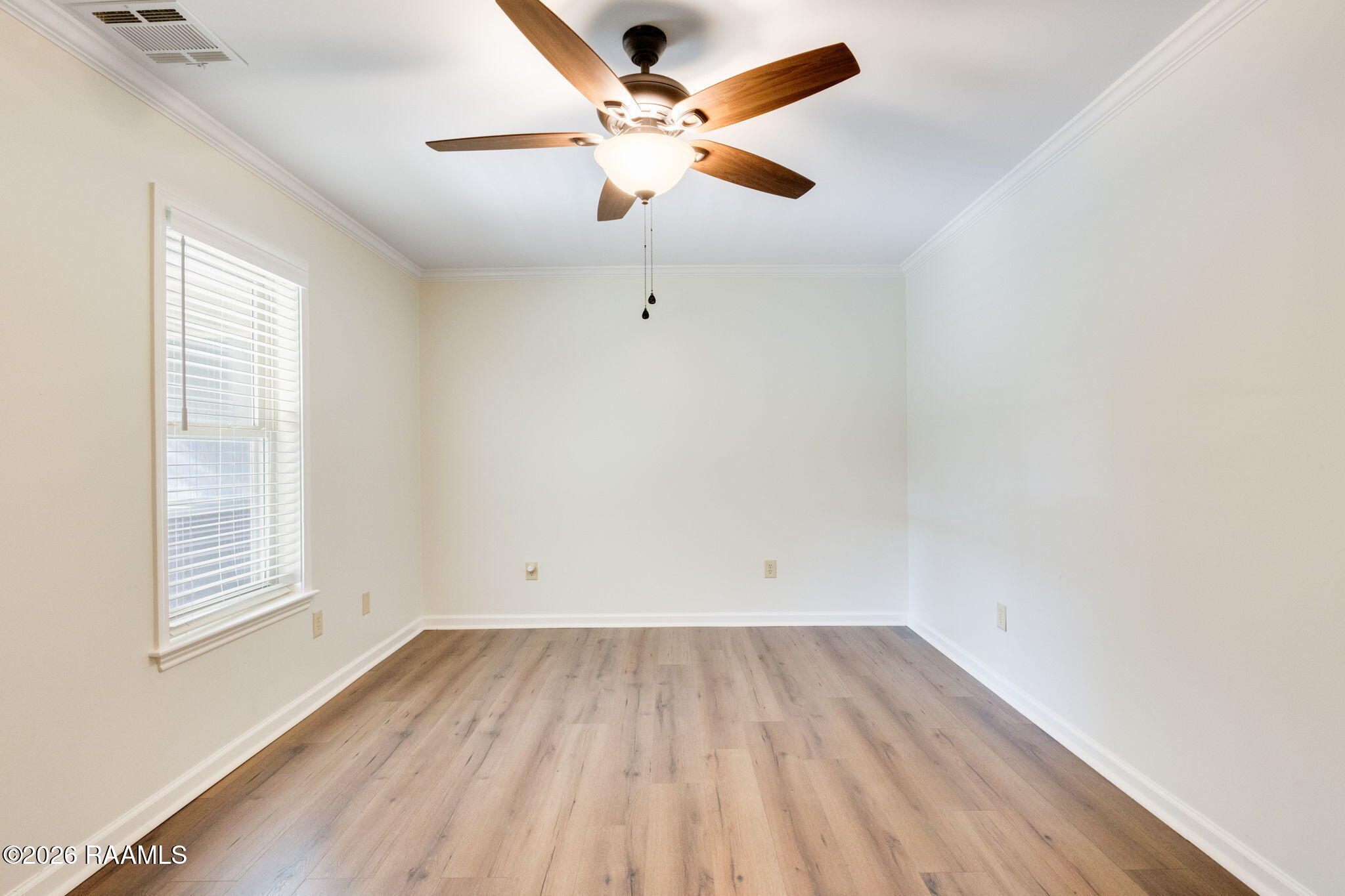 102 North Michot Road Lafayette, LA 70508 - Photo 28 of 37 32-web-or-mls-102 N Michot-29