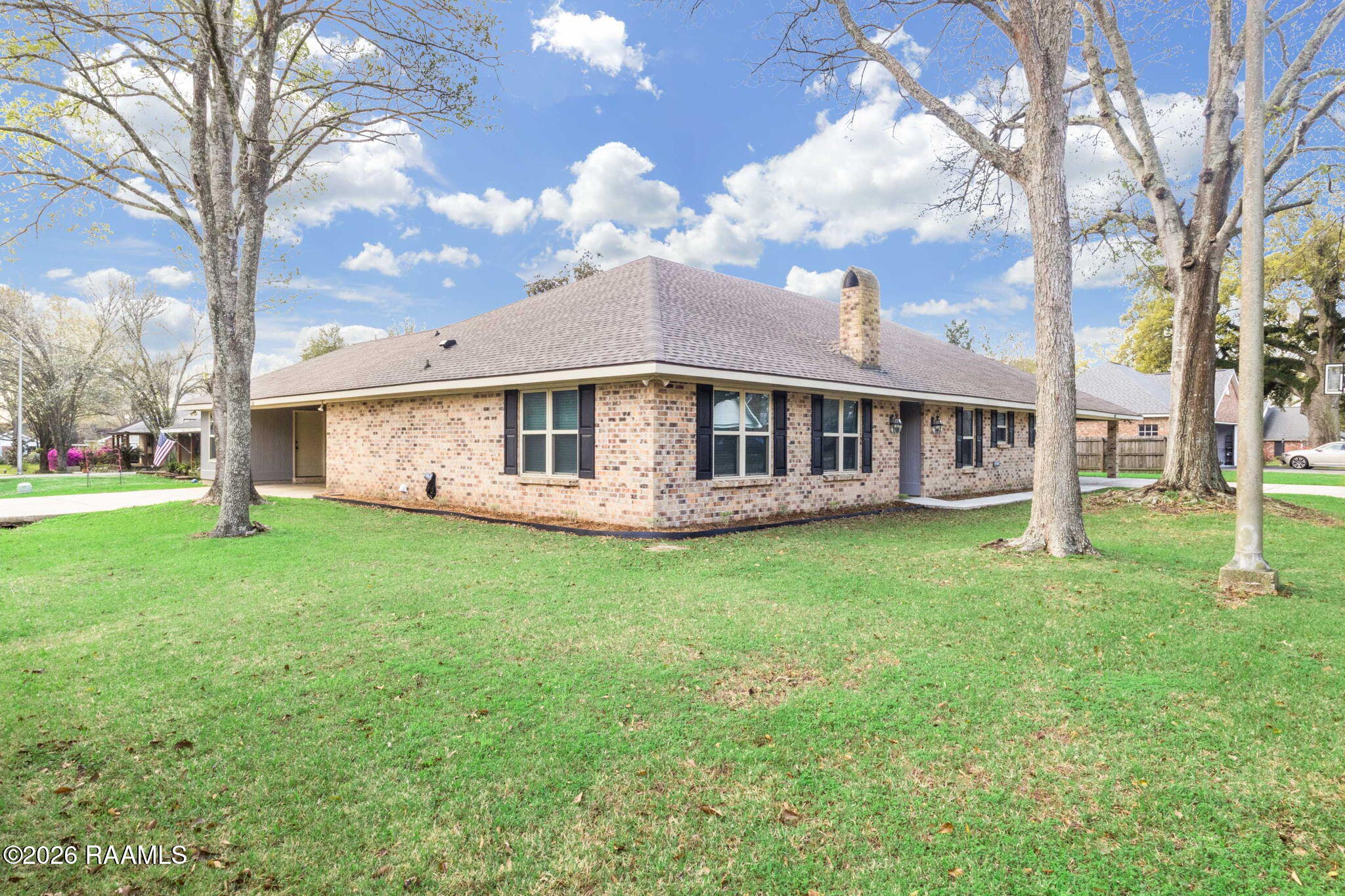 102 North Michot Road Lafayette, LA 70508 - Photo 6 of 37 5-web-or-mls-102 N Michot-2