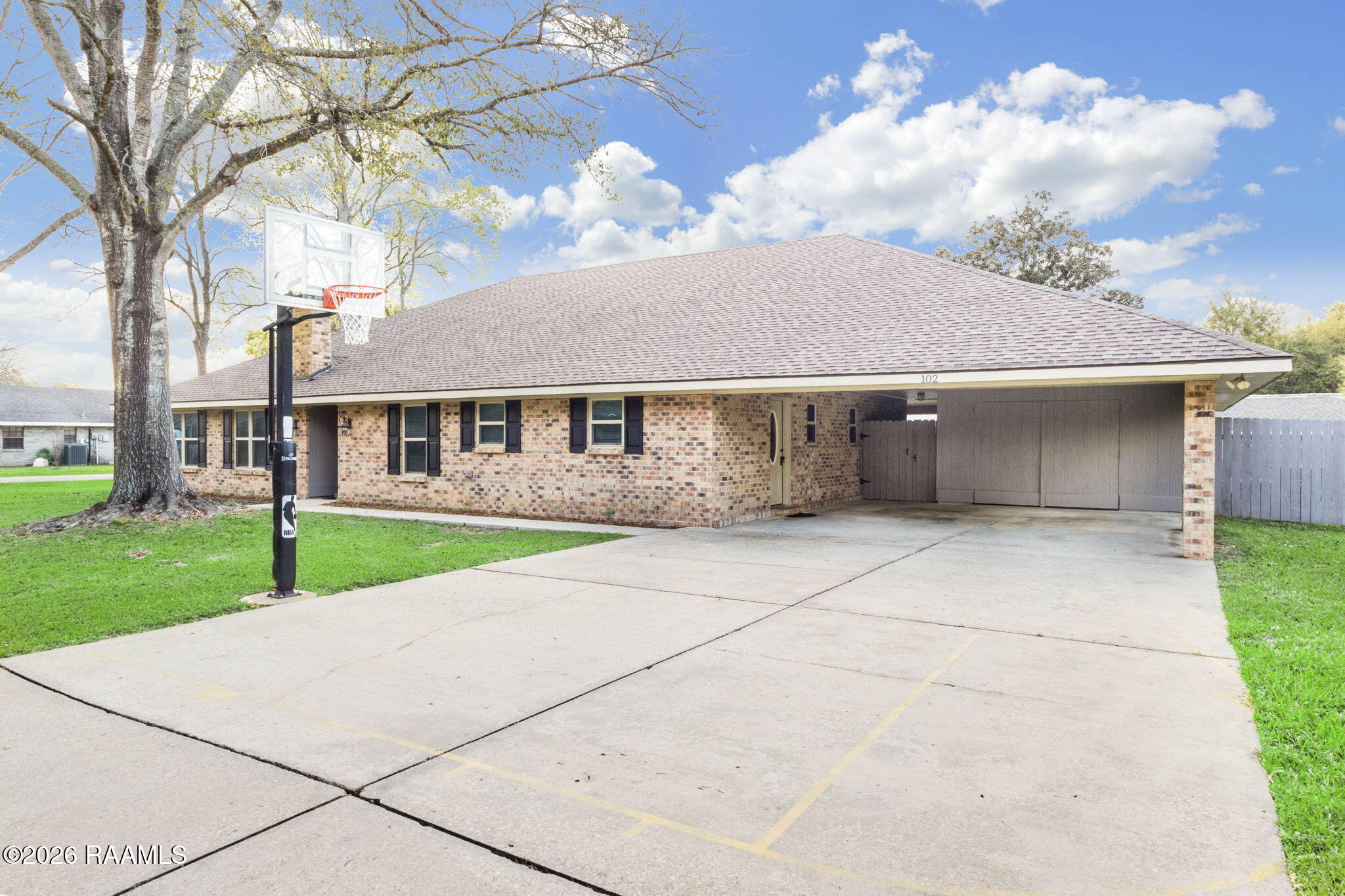 102 North Michot Road Lafayette, LA 70508 - Photo 7 of 37 8-web-or-mls-102 N Michot-5