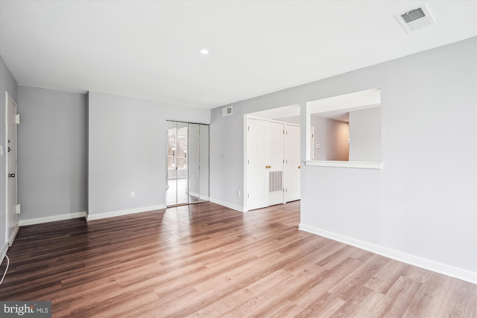 7985 Riggs Road, Unit 5 Hyattsville, MD 20783 - Photo 24 of 30 Living Room