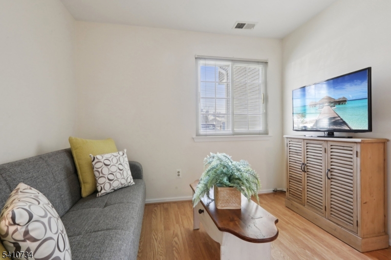 25 Crestmont Road Bedminster, NJ 07921 - Photo 13 of 29