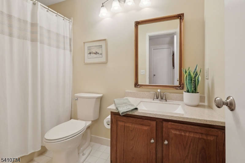 25 Crestmont Road Bedminster, NJ 07921 - Photo 15 of 29