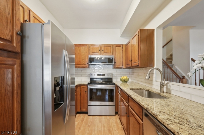 25 Crestmont Road Bedminster, NJ 07921 - Photo 9 of 29