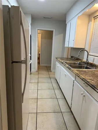 $2,550 | 121 33rd Avenue East, Bradenton, FL 34208