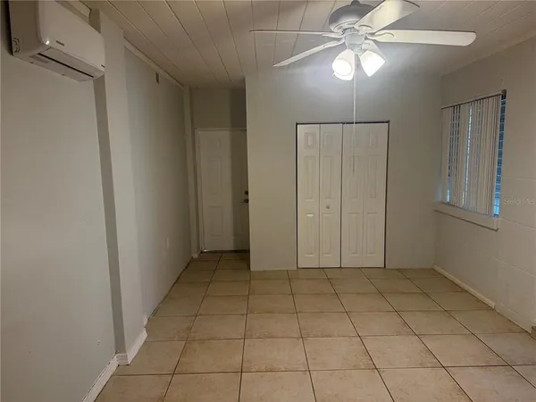$2,550 | 121 33rd Avenue East, Bradenton, FL 34208