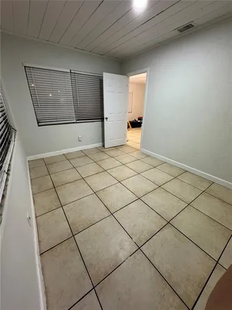 $2,550 | 121 33rd Avenue East, Bradenton, FL 34208