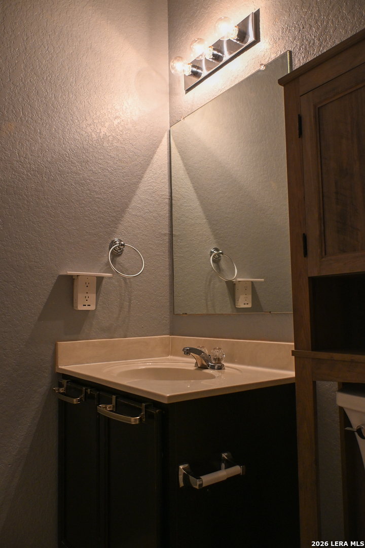 27203 Rio Bank Boerne, TX 78015 - Photo 11 of 15