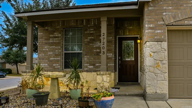 $339,900 | 27203 Rio Bank, Boerne, TX 78015