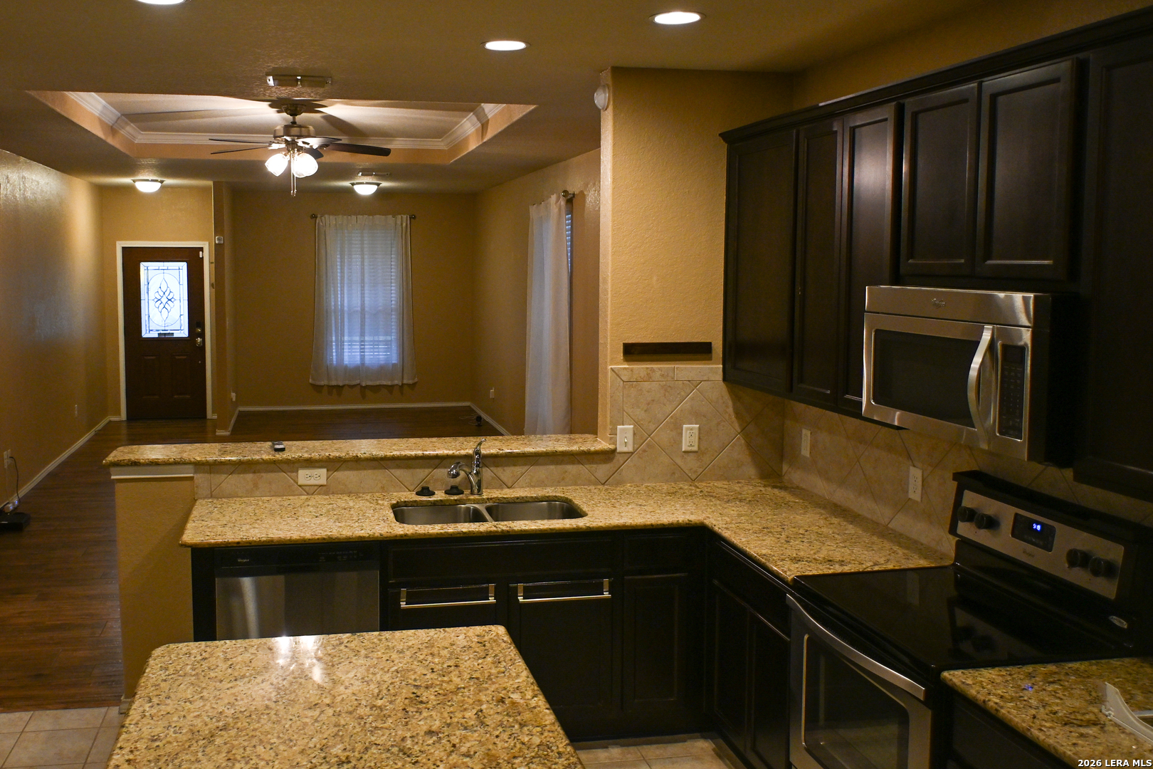 27203 Rio Bank Boerne, TX 78015 - Photo 7 of 15