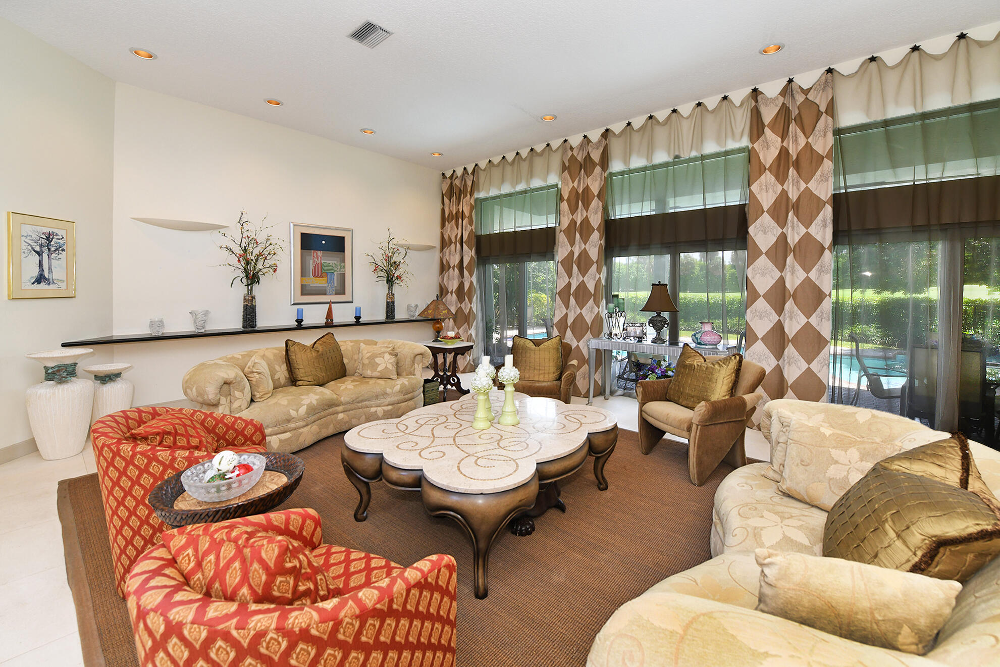 7876 Mandarin Drive Boca Raton, FL 33433 - Photo 6 of 39 Light and Bright