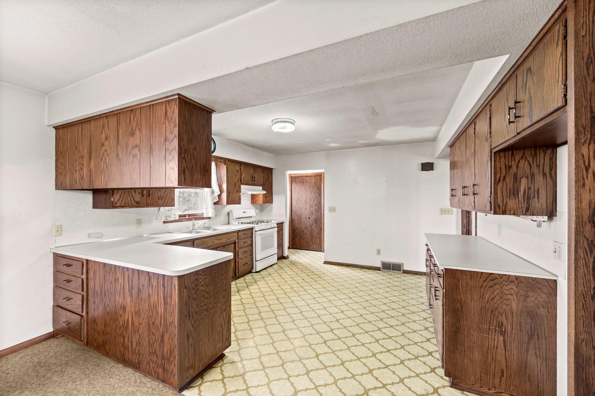 11105 150th Street Cologne, MN 55322 - Photo 8 of 31