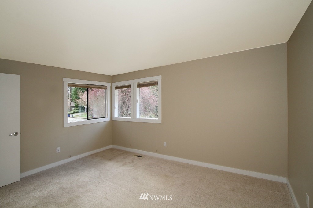 2321 243rd Place Southeast Bothell, WA 98021 - Photo 13 of 18