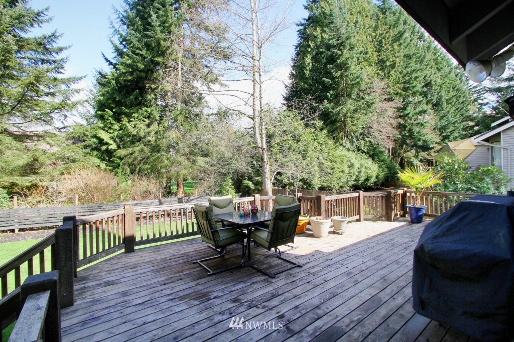 2321 243rd Place Southeast Bothell, WA 98021 - Photo 17 of 18