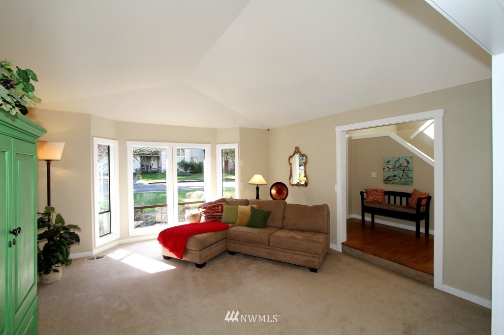 2321 243rd Place Southeast Bothell, WA 98021 - Photo 4 of 18