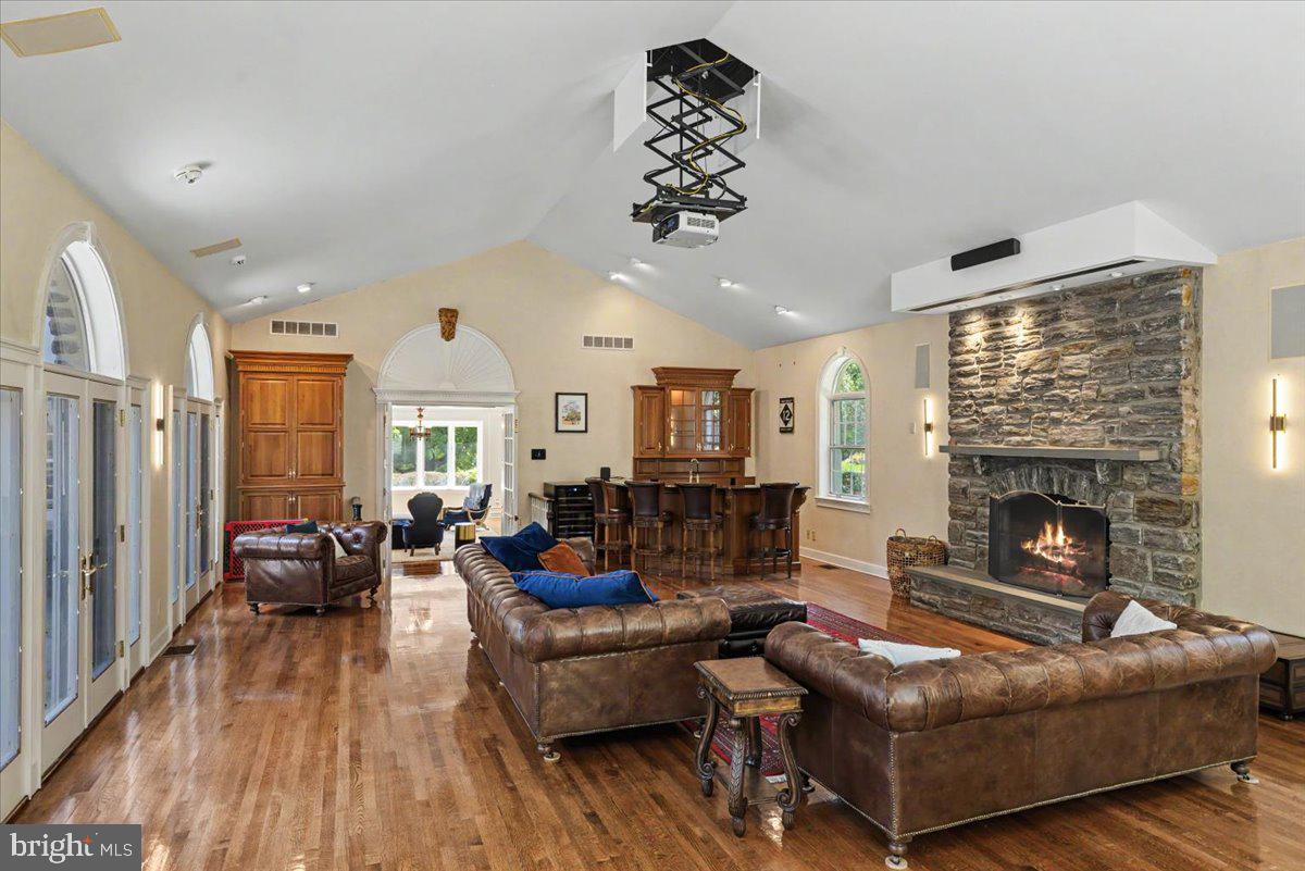 1087 Mt Eyre Road Washington Crossing, PA 18977 - Photo 29 of 78