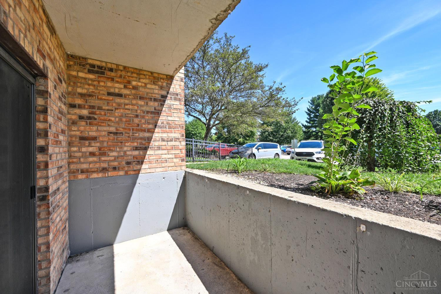 539 Davis Road, Unit 1 Cincinnati, OH 45255 - Photo 31 of 37 Gallery Image 31