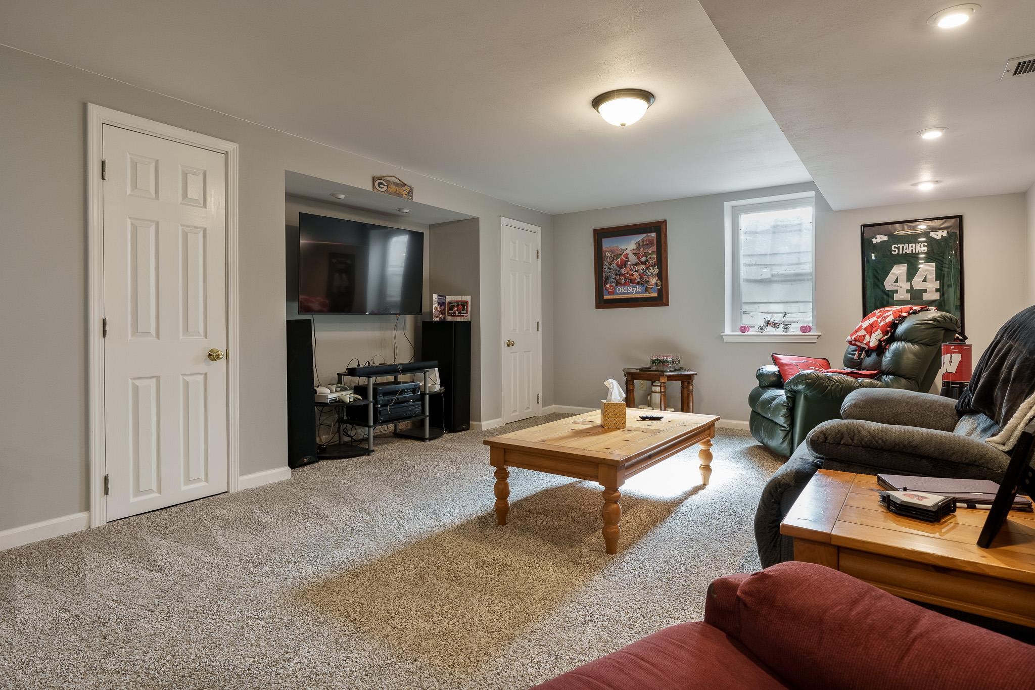 640 Adventure Beloit, WI 53511 - Photo 38 of 50