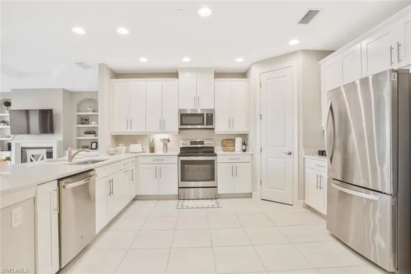 $3,000 | 9650 Montelanico Loop, Unit 103, Naples, FL 34119