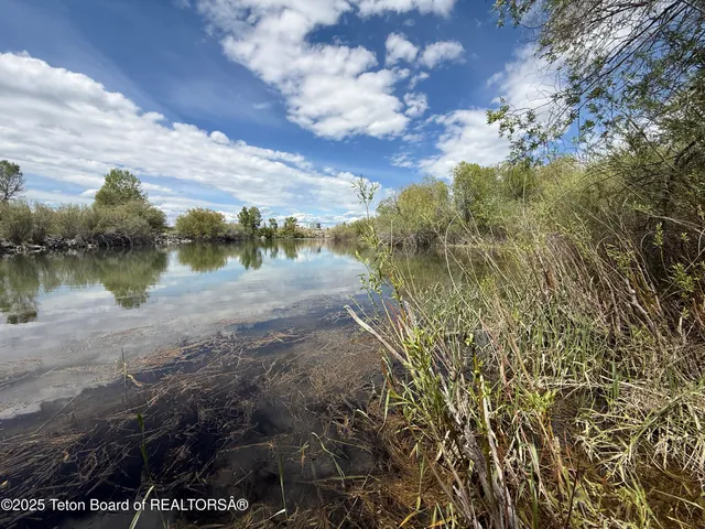 $4,000,000 | 2750 North 2750 East, Newdale, ID 83436