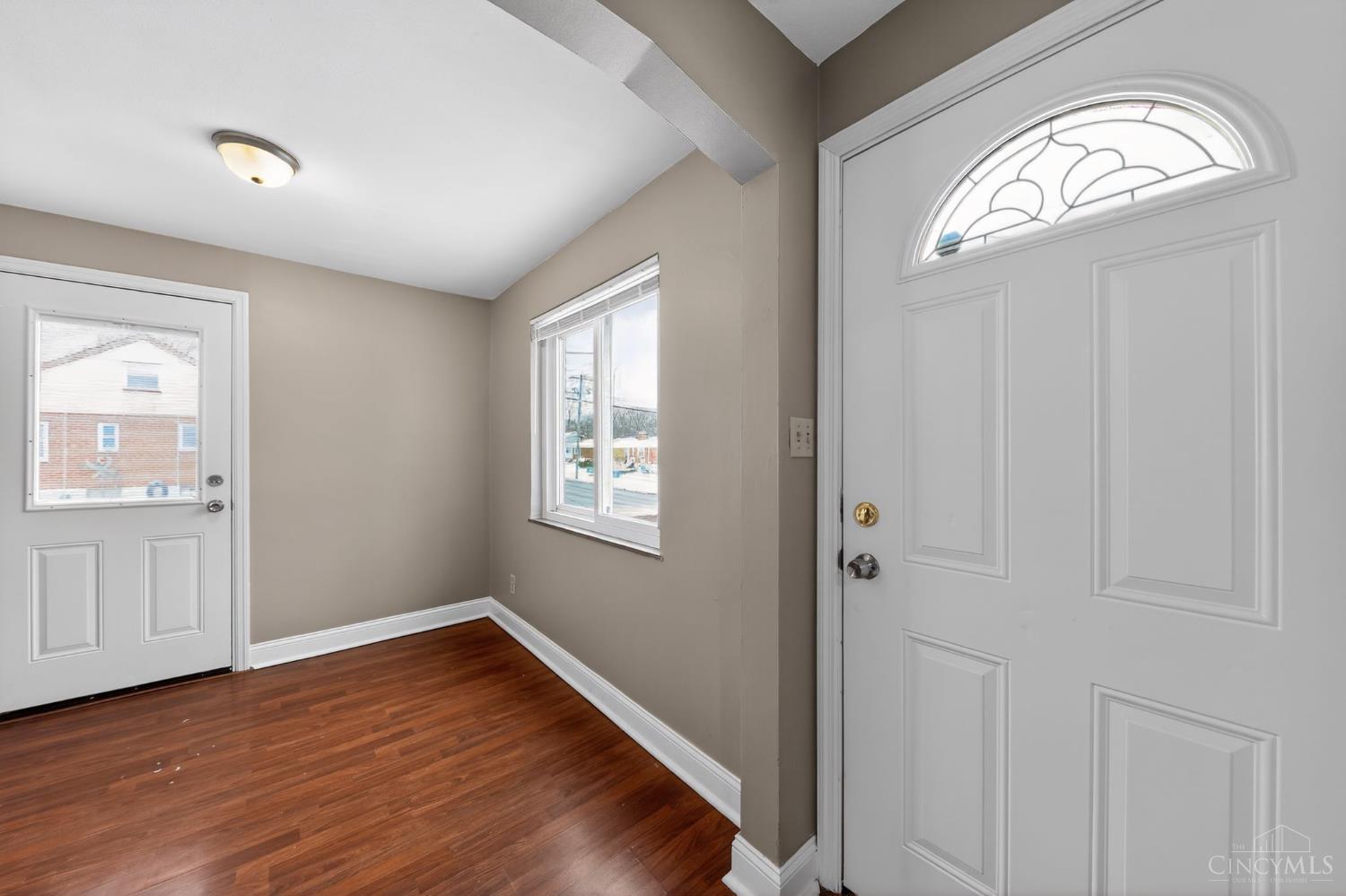 3604 Muddy Creek Road Cincinnati, OH 45238 - Photo 6 of 34