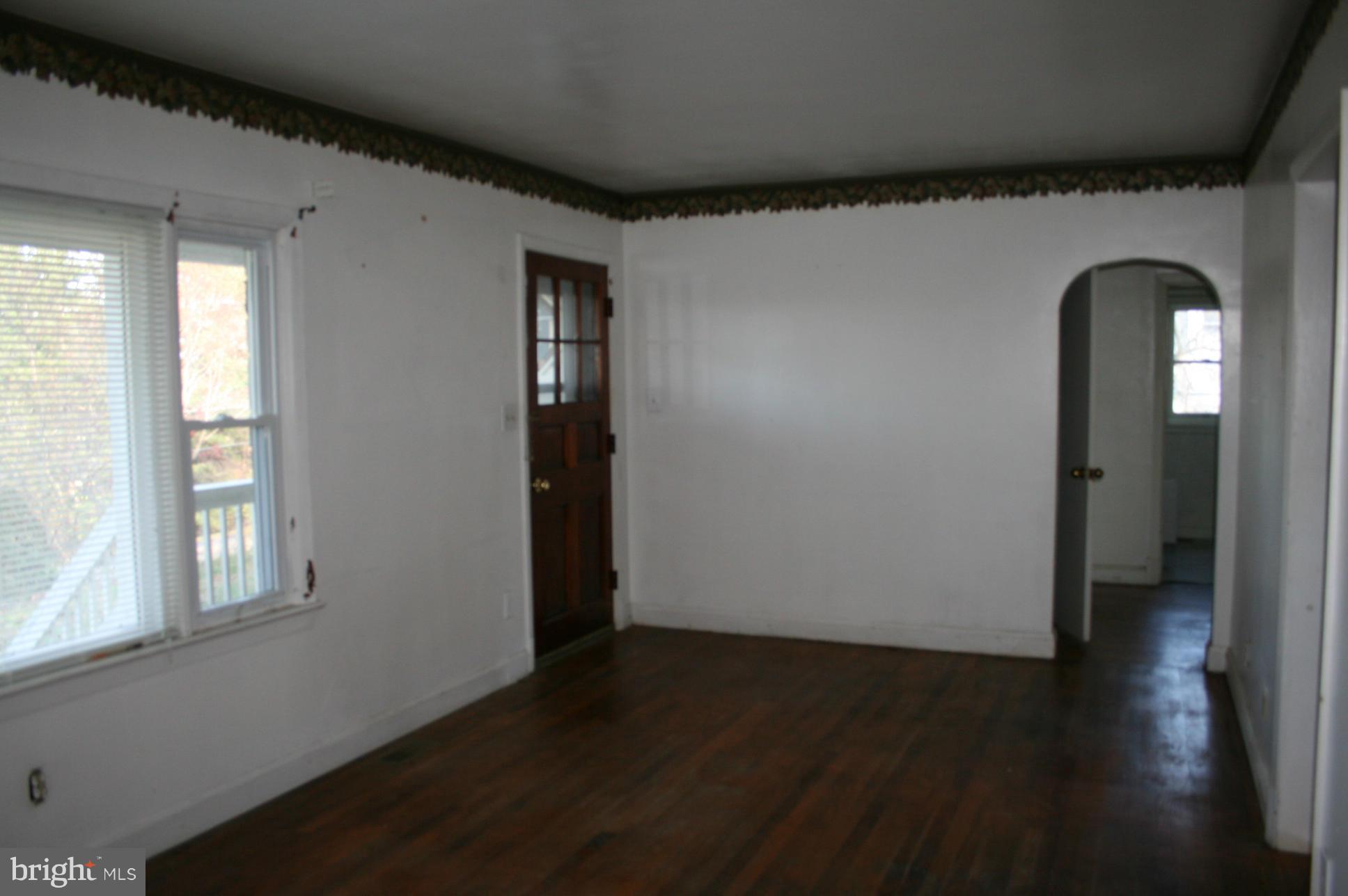 709 Old St Marys Road Pylesville, MD 21132 - Photo 6 of 15 Living Room