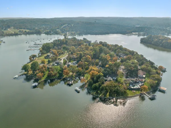 $1,447,744 | 301 Anchor Lane, Old Hickory, TN 37138