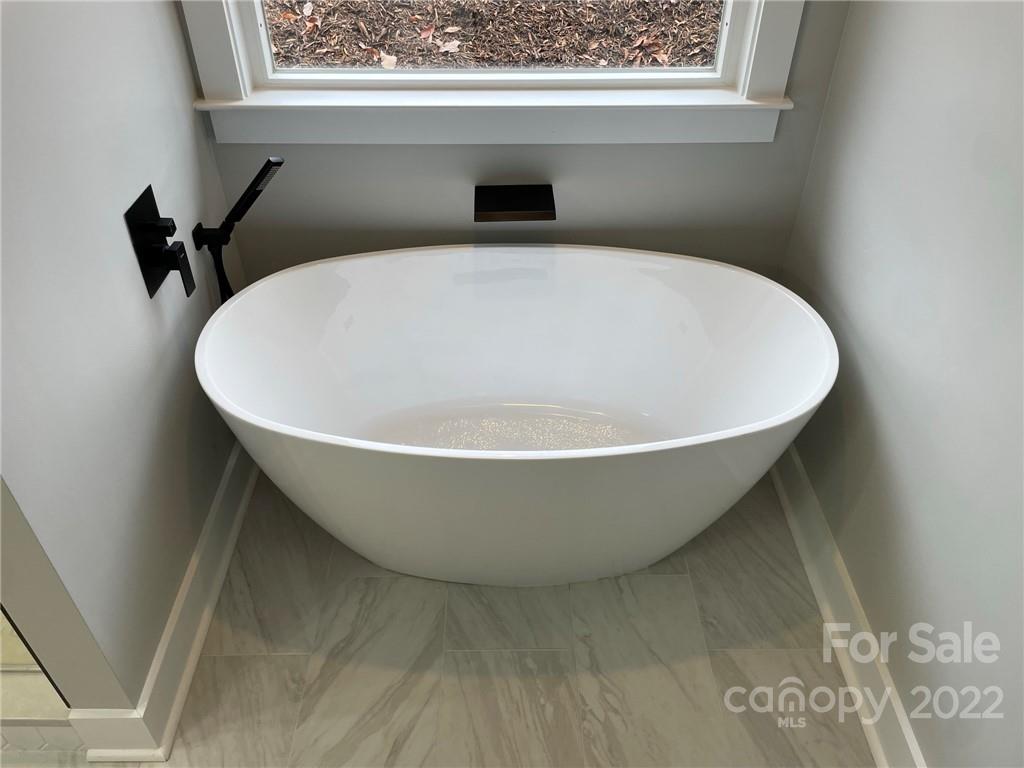 9108 Pleasant Ridge Road Charlotte, NC 28215 - Photo 25 of 32 Gallery Image 25