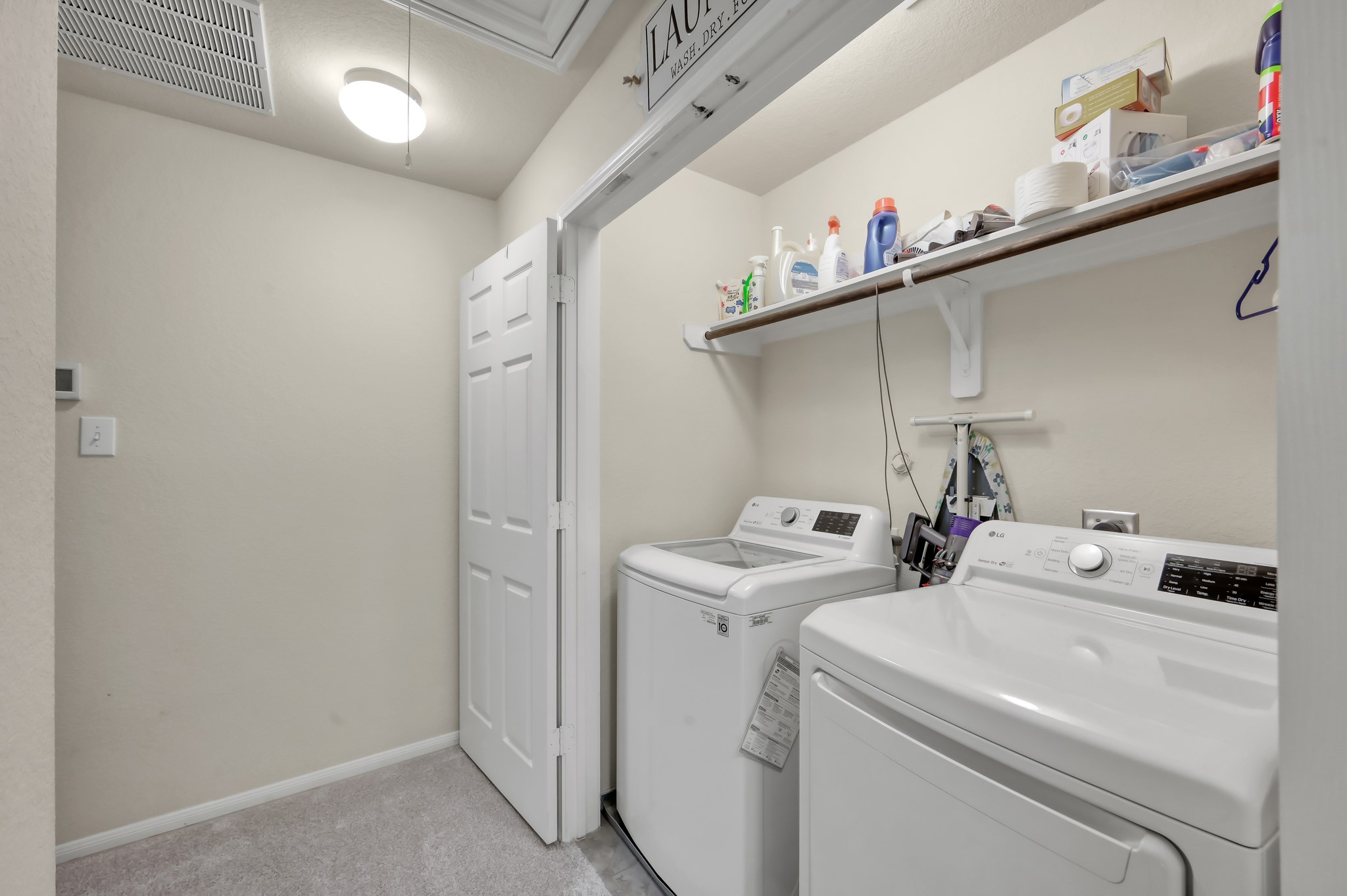 21550 Rainfall Park Drive Spring, TX 77388 - Photo 23 of 38 a utility room with dryer and washer