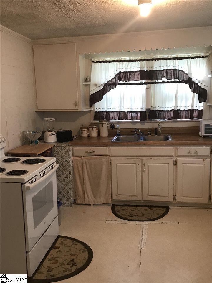 109 Albert Street Greer, SC 29651 - Photo 15 of 20 Gallery Image 15
