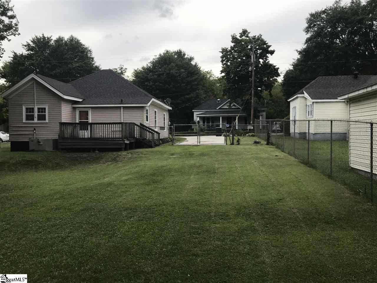 109 Albert Street Greer, SC 29651 - Photo 5 of 20 Gallery Image 5