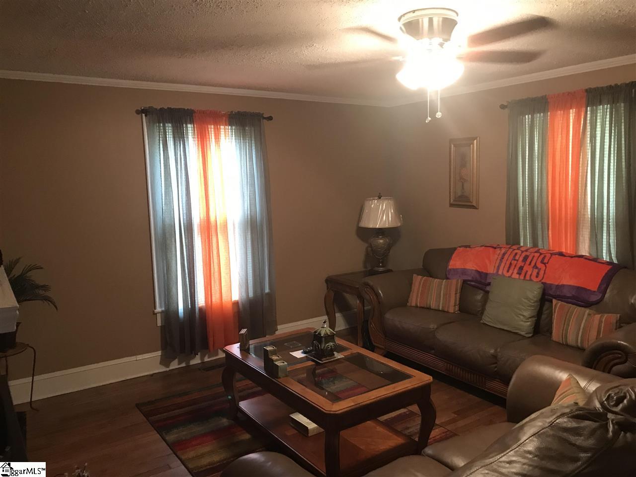 109 Albert Street Greer, SC 29651 - Photo 9 of 20 Gallery Image 9