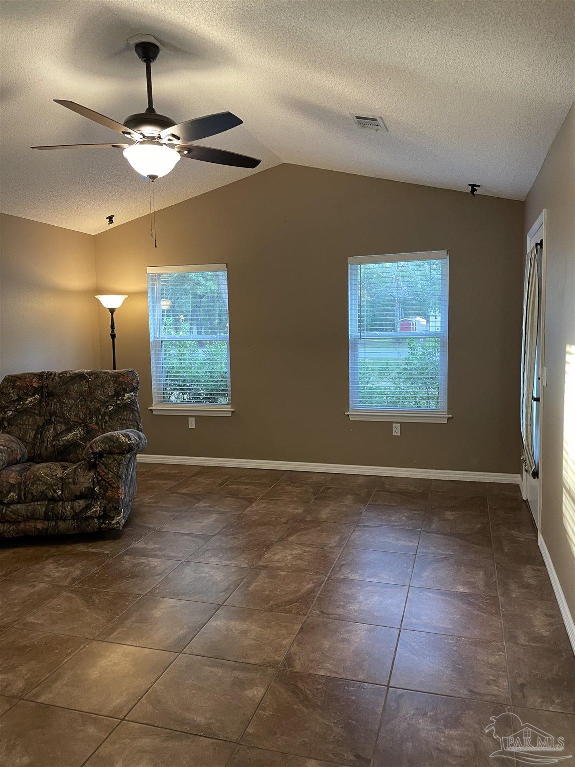 6465 Da Lisa Road Milton, FL 32583 - Photo 4 of 20 VAULTED CEILING