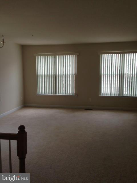8112 Mississippi Road Laurel, MD 20724 - Photo 8 of 12 Living Room