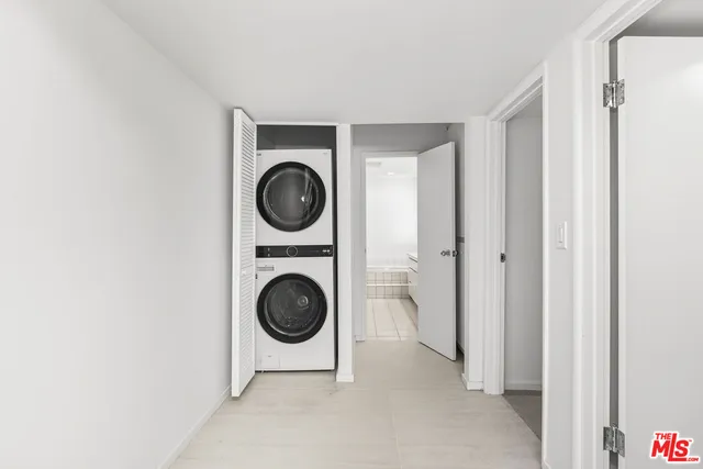 $14,000 | 1591 Lindacrest Drive, Beverly Hills, CA 90210