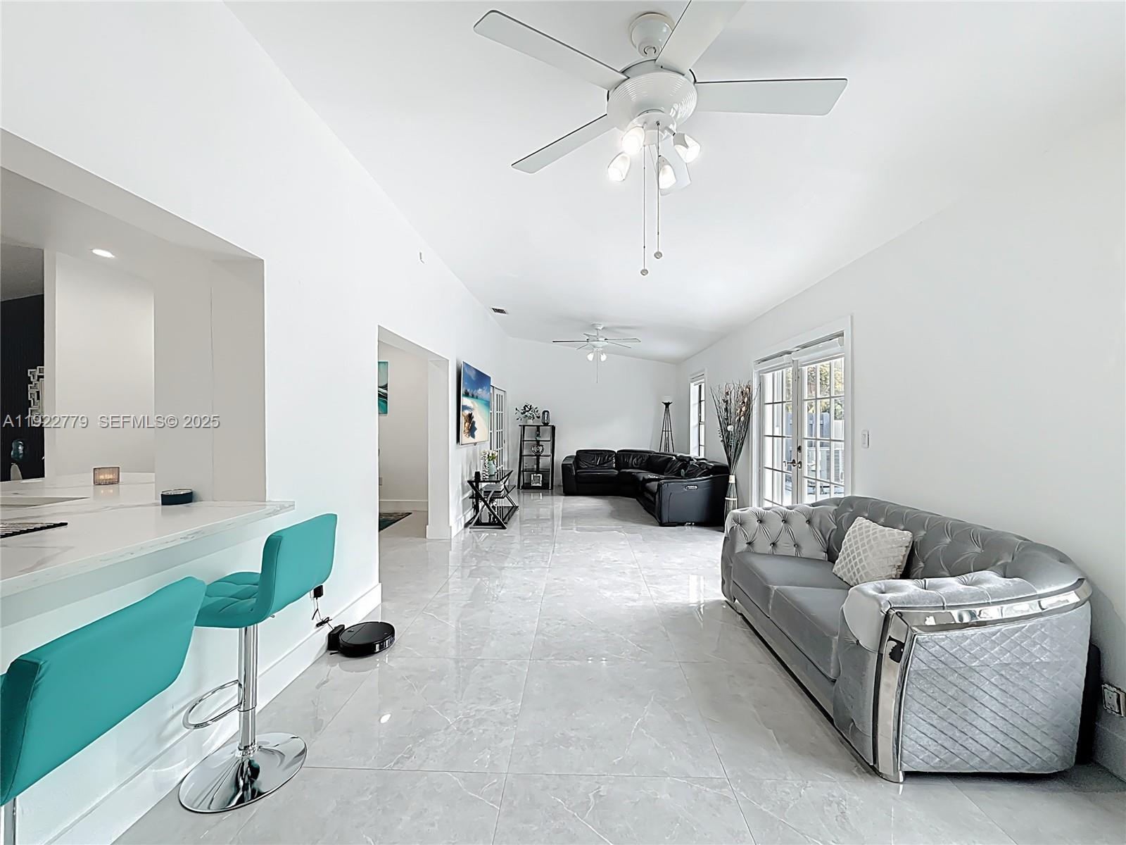 11196 Southwest 75th Terrace Miami, FL 33173 - Photo 15 of 28