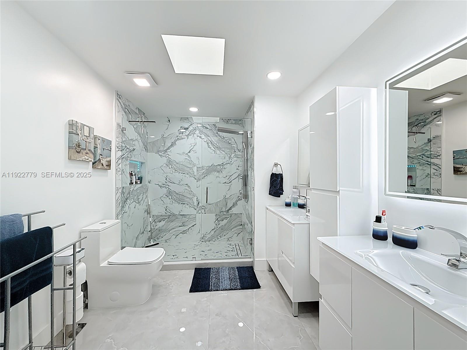 11196 Southwest 75th Terrace Miami, FL 33173 - Photo 18 of 28