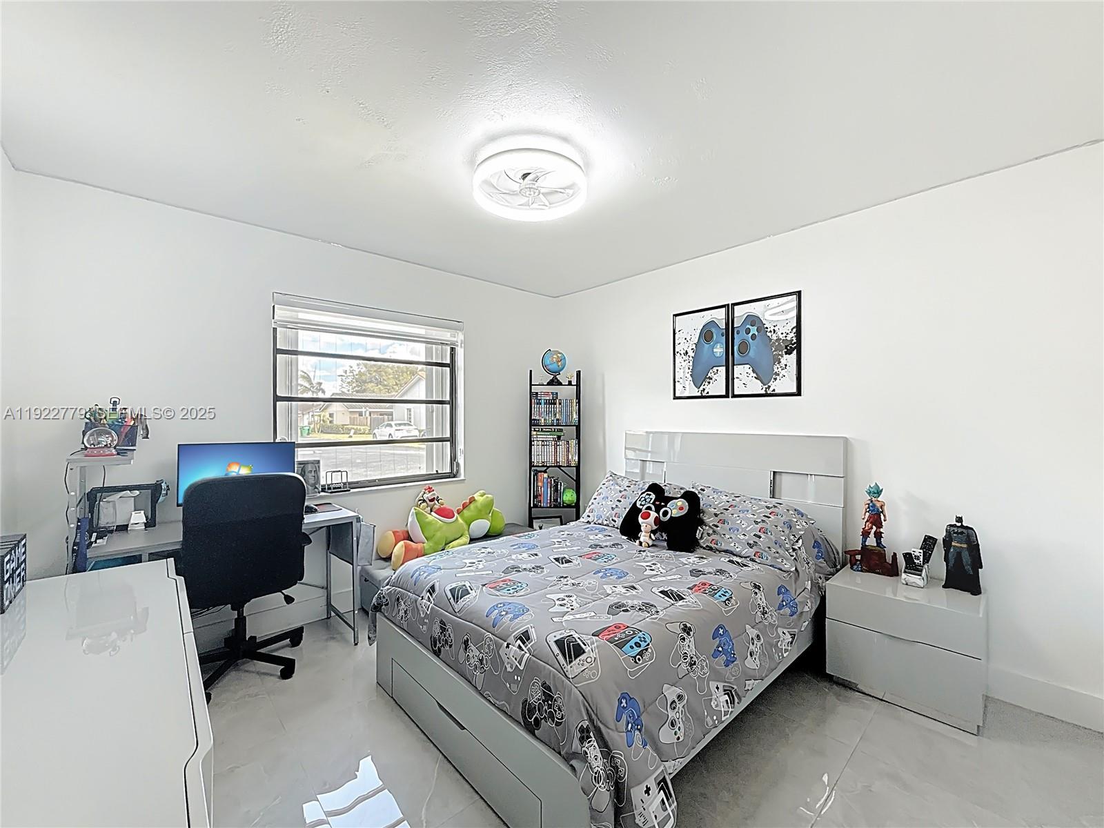 11196 Southwest 75th Terrace Miami, FL 33173 - Photo 20 of 28