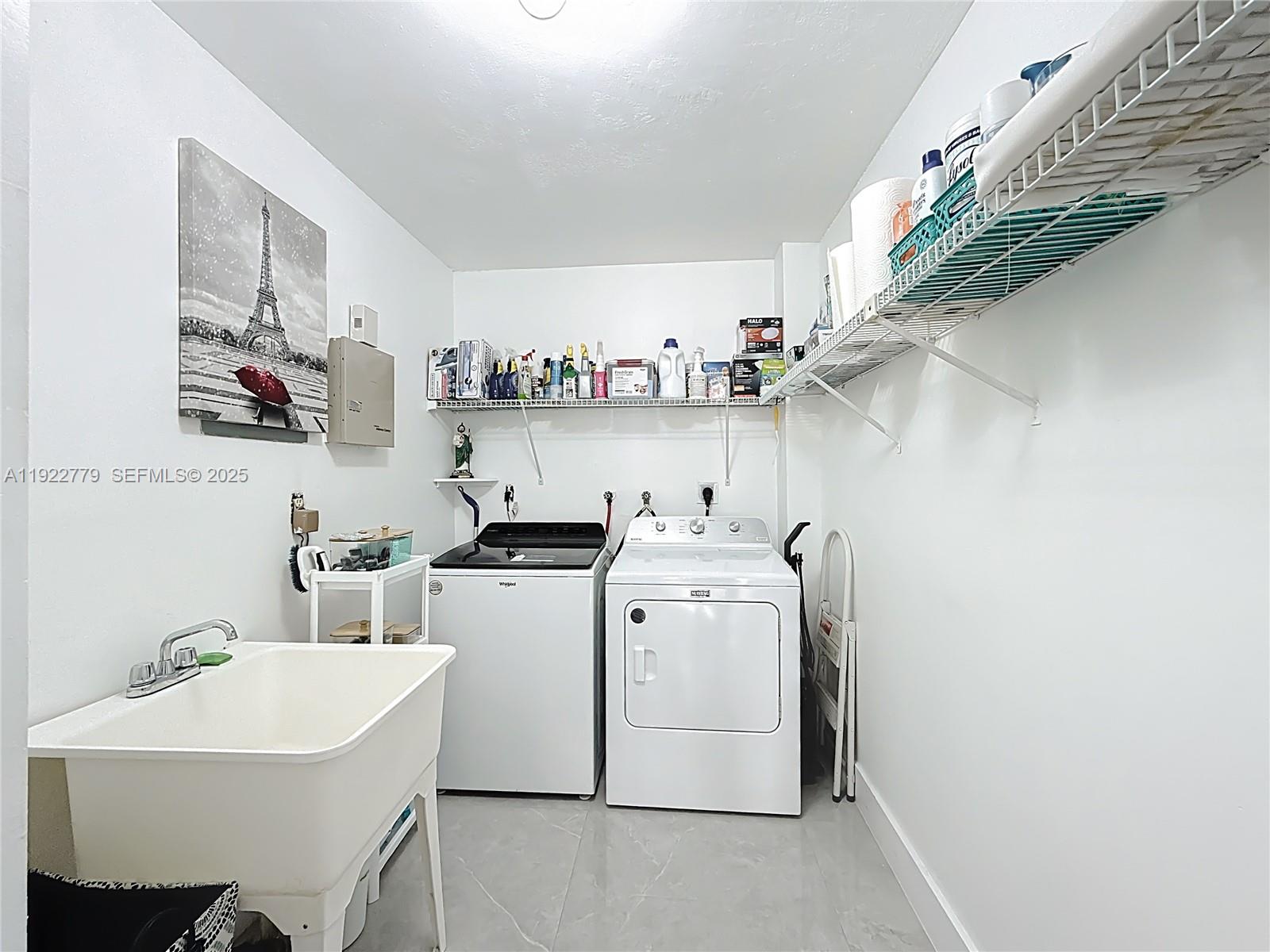 11196 Southwest 75th Terrace Miami, FL 33173 - Photo 23 of 28