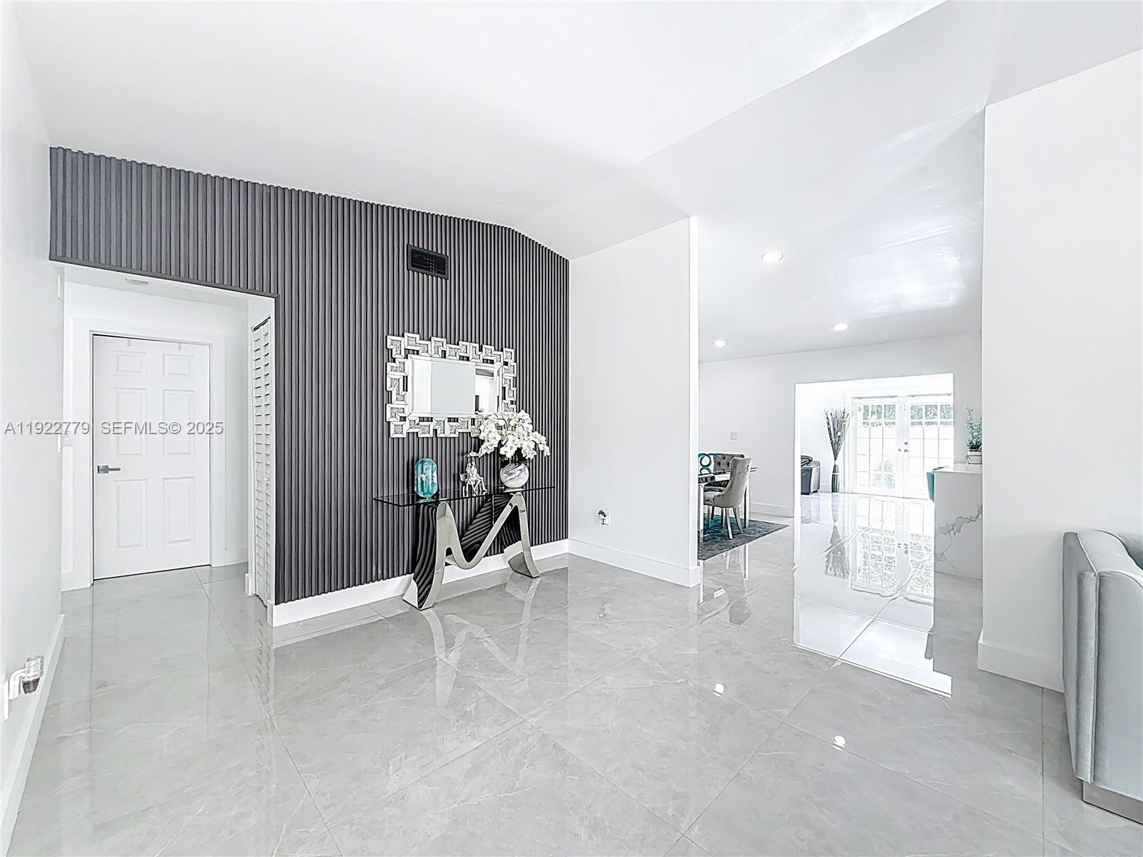 11196 Southwest 75th Terrace Miami, FL 33173 - Photo 7 of 28