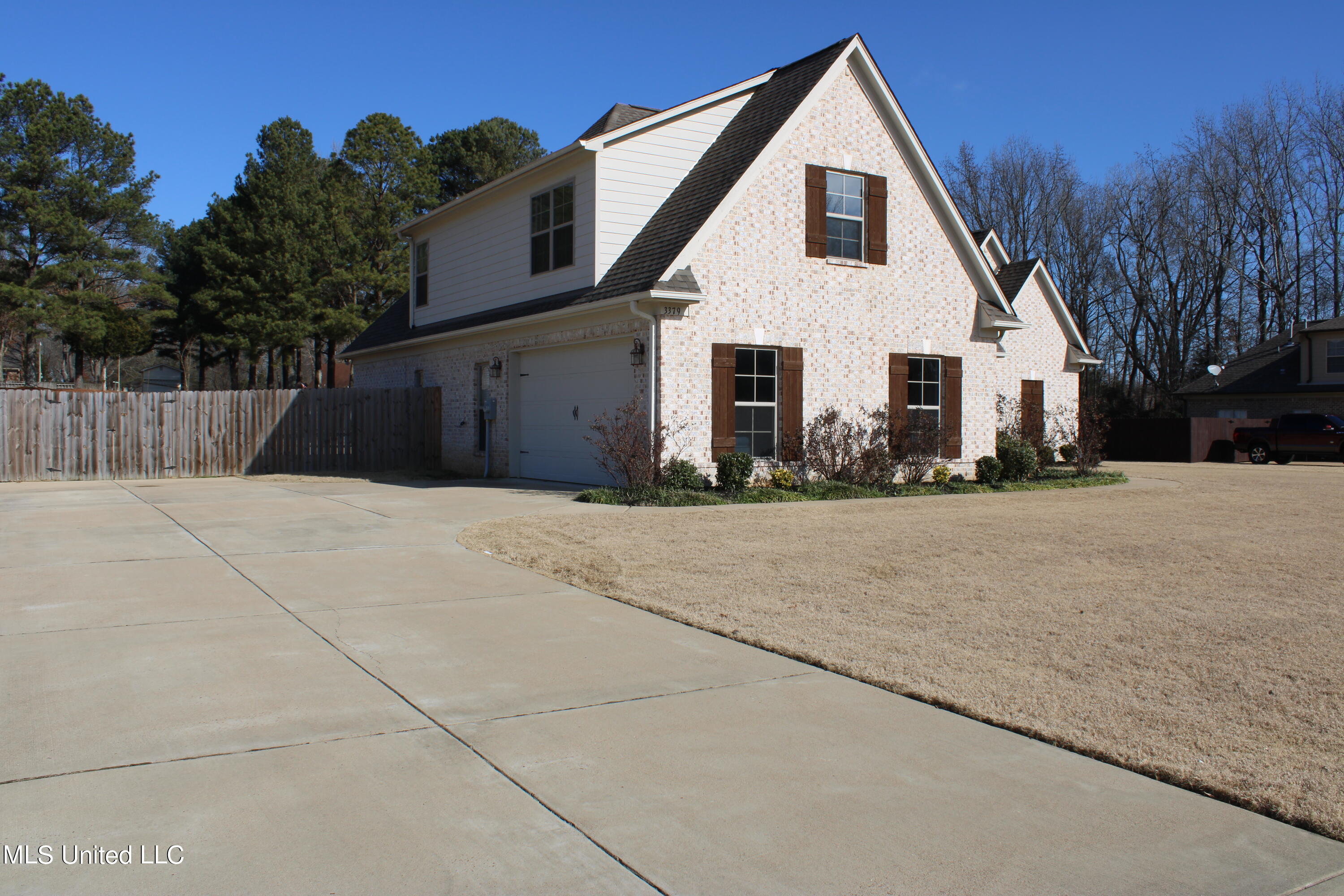 3379 Scott Road Hernando, MS 38632 - Photo 2 of 37 IMG_0893