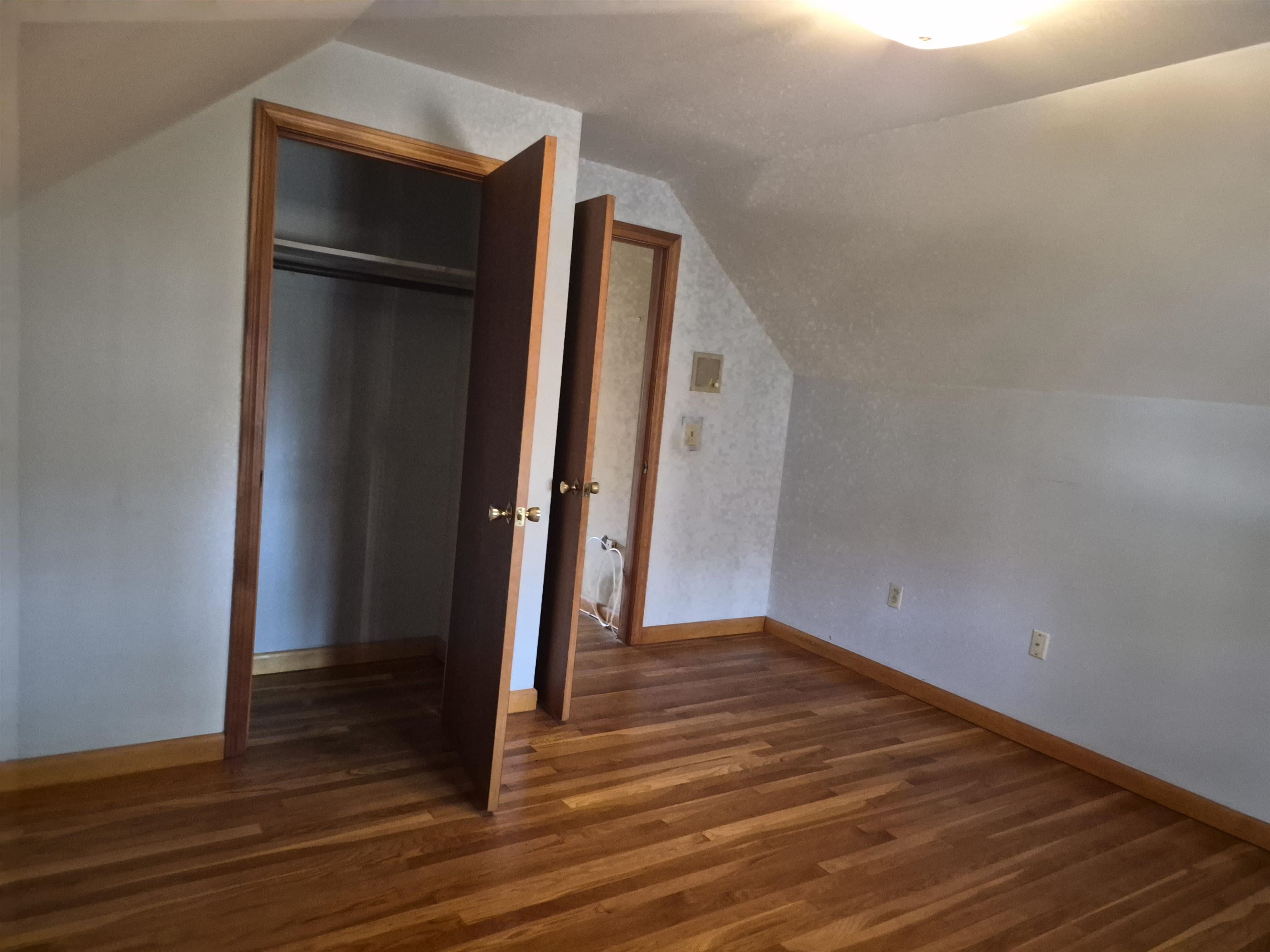 9 Moe Street Nashua, NH 03062 - Photo 22 of 37