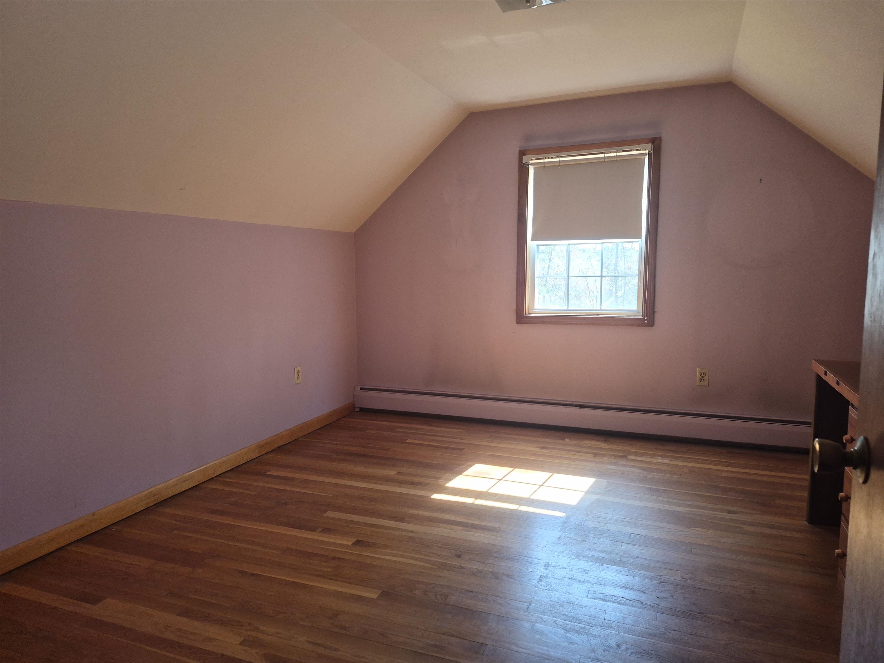 9 Moe Street Nashua, NH 03062 - Photo 24 of 37