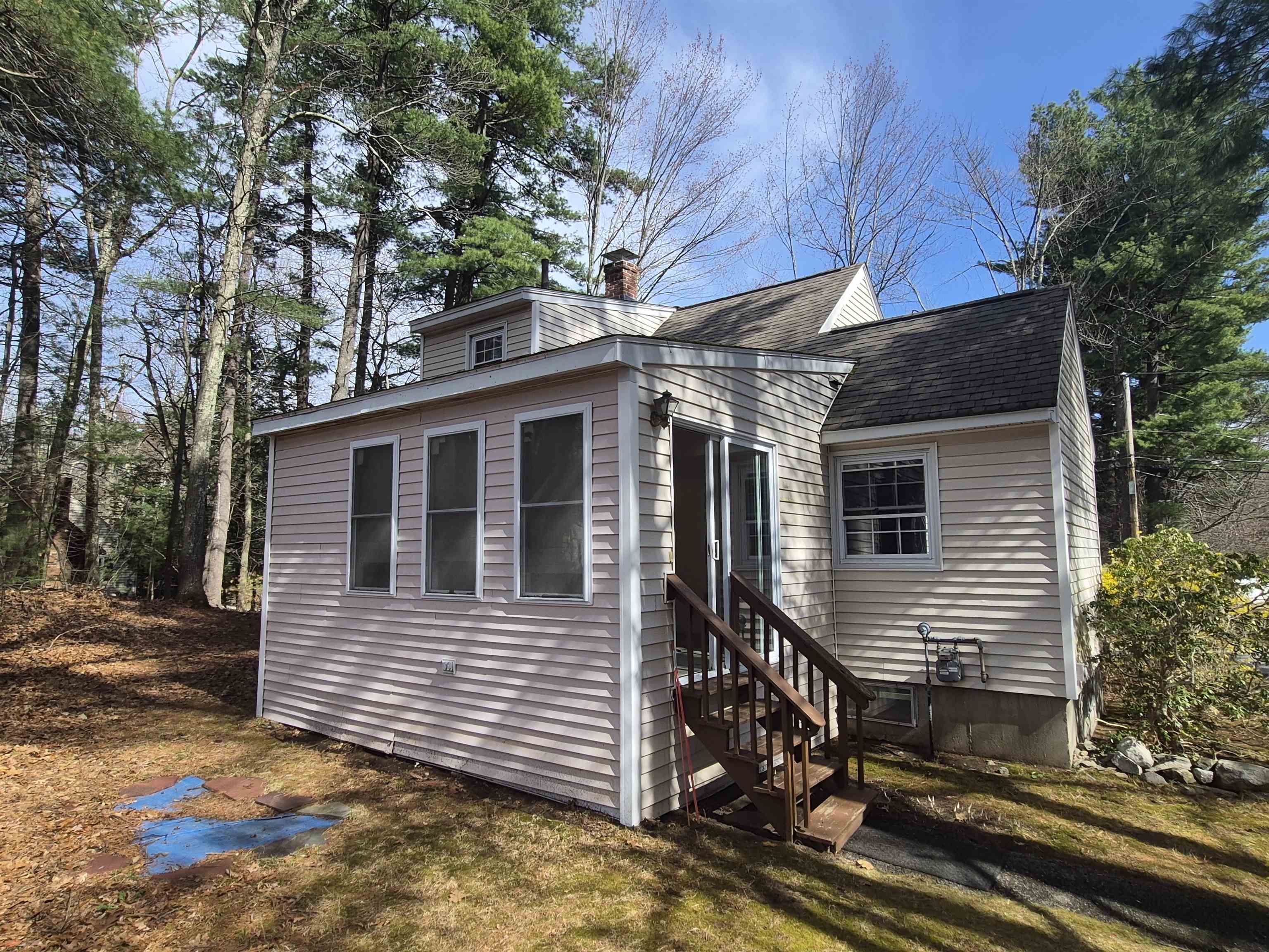 9 Moe Street Nashua, NH 03062 - Photo 34 of 37
